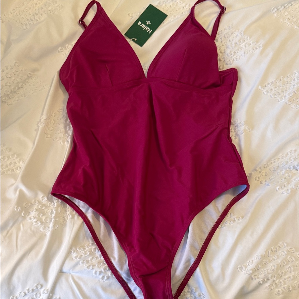 Halara One Piece Swimsuit! ❤️